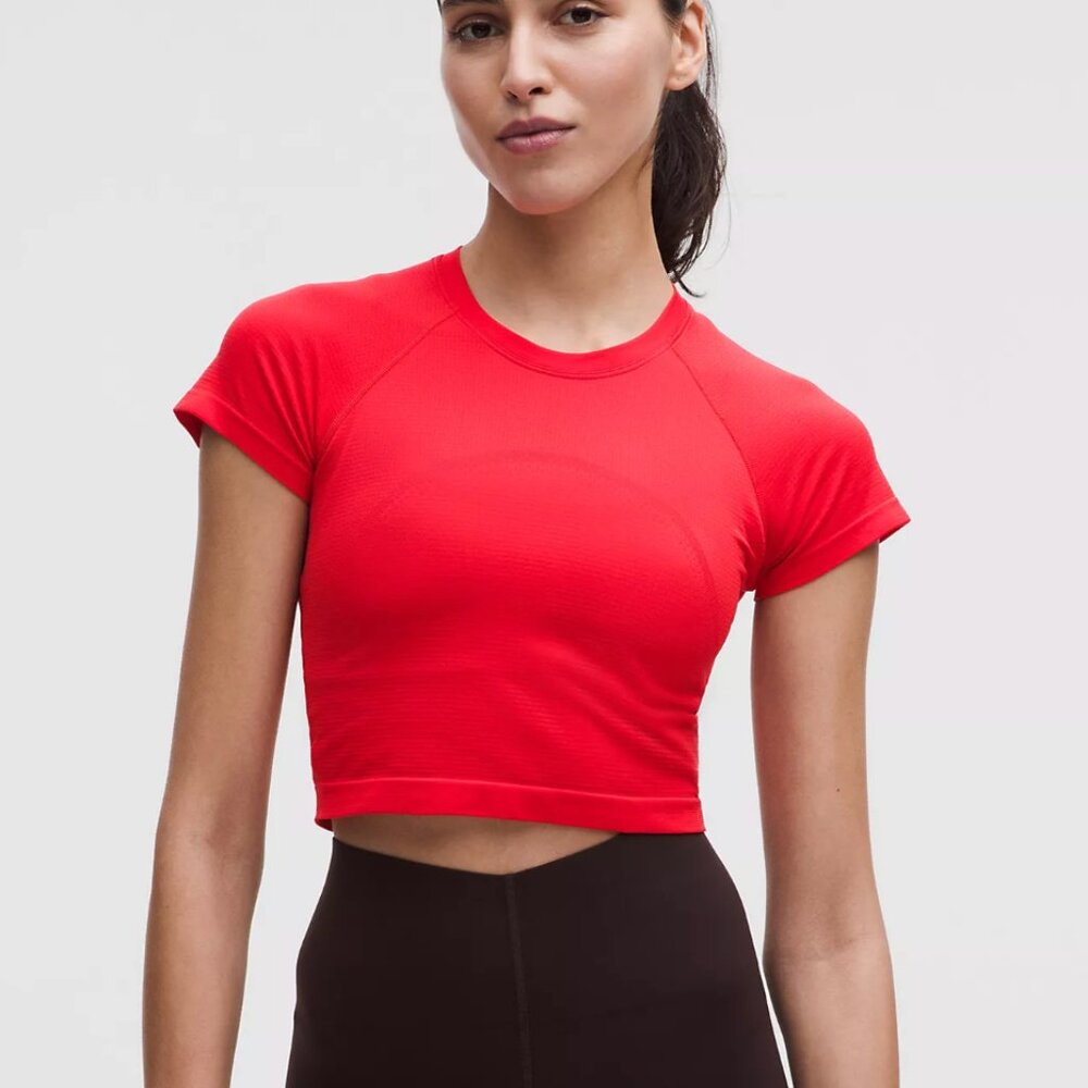 Lululemon Swiftly Tech Cropped - Red